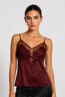 Top Giova Burgundy