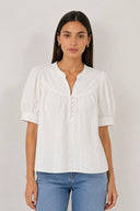 Top Lulu White